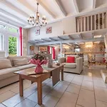 Сasa de vacaciones Maison De Charme Avec Sa Piscine