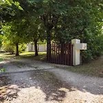 Maison De Charme Avec Sa Piscine