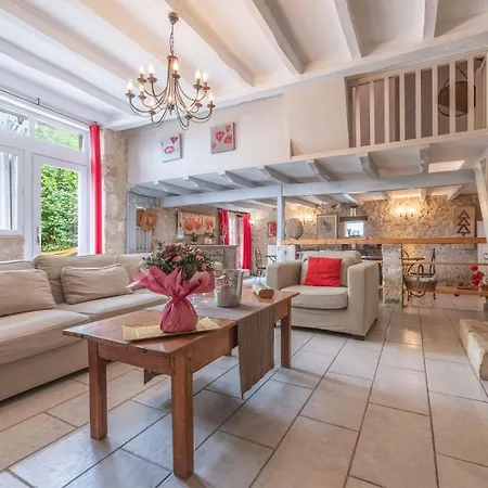 Vakantiehuis Maison De Charme Avec Sa Piscine Limeyrat