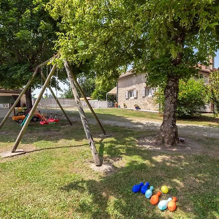 Maison De Charme Avec Sa Piscine Vakantiehuis