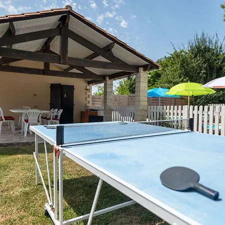 Dom wakacyjny Maison De Charme Avec Sa Piscine