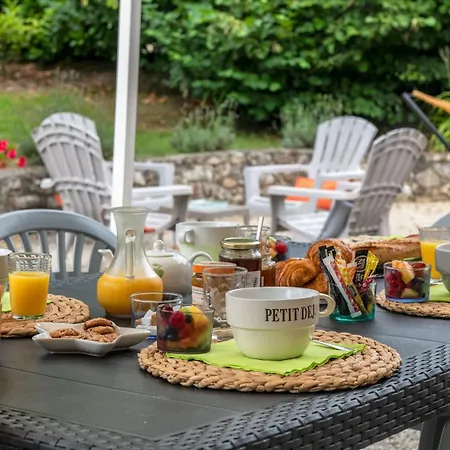 Maison De Charme Avec Sa Piscine Limeyrat