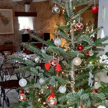 Maison De Charme Avec Sa Piscine Dom wakacyjny