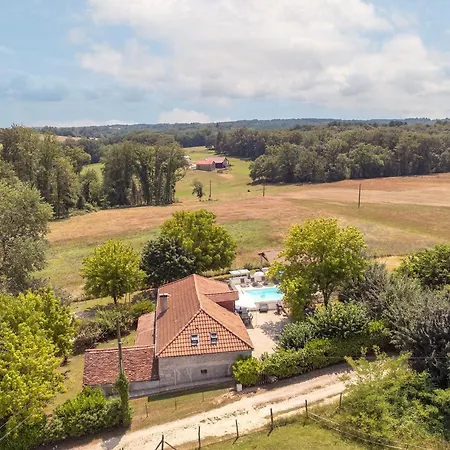 Vakantiehuis Maison De Charme Avec Sa Piscine Limeyrat