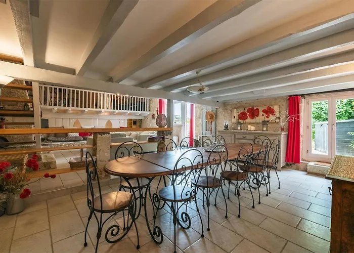 Ferienhaus Maison De Charme Avec Sa Piscine Limeyrat