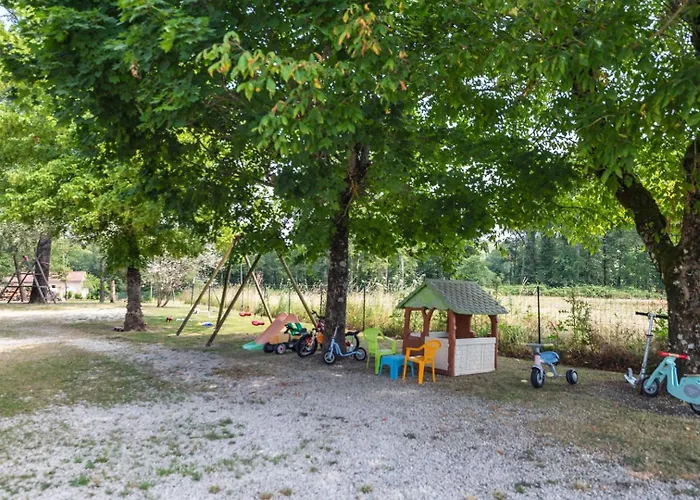Maison De Charme Avec Sa Piscine Ferienhaus *